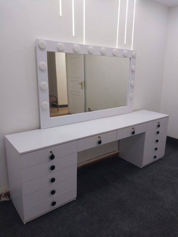Furnovix Dresser DR002 – تسريحة